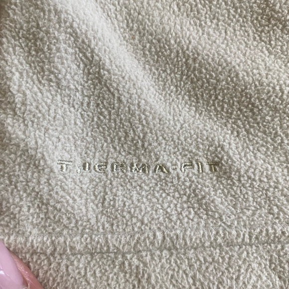 Nike Men's Quarter-Zip Sweater - Picture 8 of 9